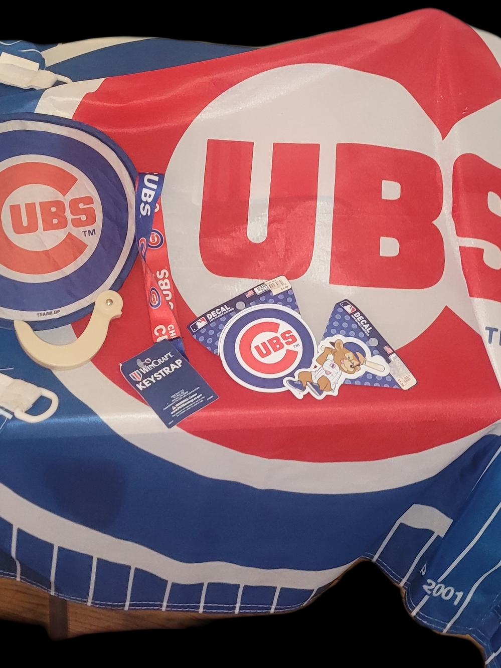 Chicago Cubs Fan Gear(flag, hand fan, decals, wrist lanyard)